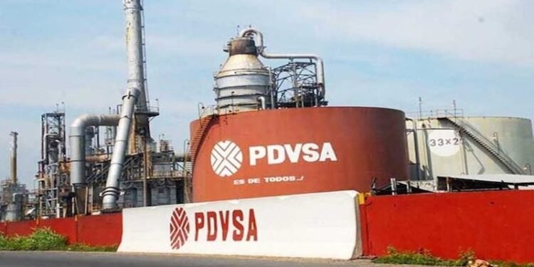 Funcionarios y empresarios venezolanos detenidos por trama de corrupción en la empresa estatal Petróleos de Venezuela, S.A. (PDVSA)