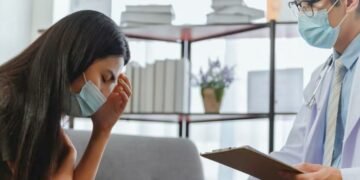 Millones de personas padecen síndrome poscovid en el mundo (OPS)