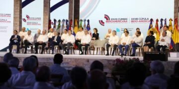 Integración, defensa a la democracia y la migración temas en la cumbre   Iberoamérica.