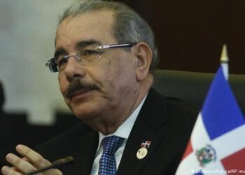 Clase política dominicana muestra solidaridad con el expresidente Danilo Medina tras revelar que padece de cáncer
