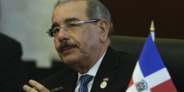 Clase política dominicana muestra solidaridad con el expresidente Danilo Medina tras revelar que padece de cáncer