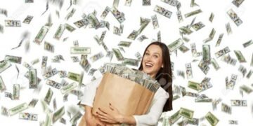 El dinero sí compra la felicidad: un estudio confirmó que la satisfacción aumenta a la par de los ingresos
