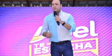 Abel Martinez dice: «el pueblo lo que quiere es comer, comprar su comida a buen precio».