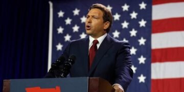 Ron DeSantis, gobernador de Florida anuncia su postulacion para elecciones presidenciales en EE.UU. de 2024