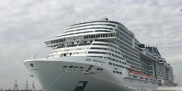 El crucero de lujo MSC Meraviglia llaga por primera vez a Puerto Plata y con mas de 4,000 visitantes