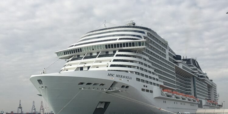 El crucero de lujo MSC Meraviglia llaga por primera vez a Puerto Plata y con mas de 4,000 visitantes