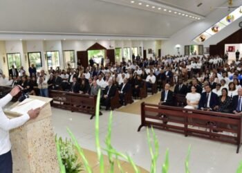 Abel Martínez agradece solidaridad hacia su familia por el fallecimiento de su madre