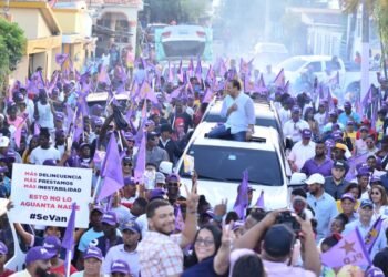 Abel Martínez moviliza miles de seguidores en Hato Mayor y Villa Altagracia 