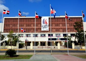 Cámara de Diputados convierten en ley la facturación electrónica en RD