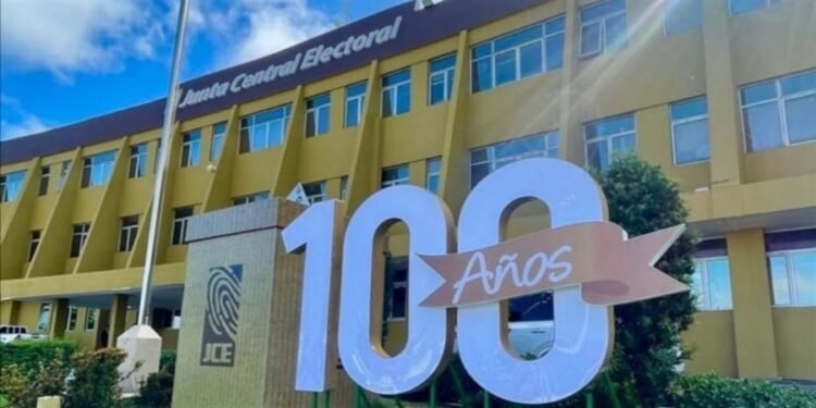 Pleno de la JCE rechaza solicitud reconocimiento 46 entidades políticas