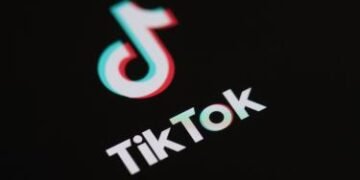 Demanda contra matriz de TikTok afirma que China accedía a datos de usuarios por una «puerta trasera»