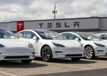 Tesla retirará más de un millón de sus autos en China por problemas en un sistema de freno