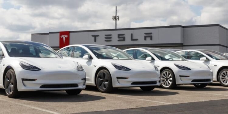 Tesla retirará más de un millón de sus autos en China por problemas en un sistema de freno