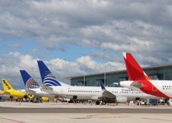 EE.UU. obligará a las aerolíneas a dar compensaciones extra por retrasos