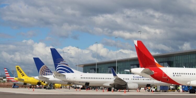 EE.UU. obligará a las aerolíneas a dar compensaciones extra por retrasos