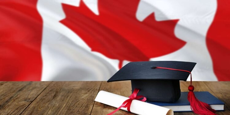 El 40 % de las becas disponibles en Canadá para dominicanos se pierde por no dominar el inglés