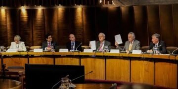 Comisión Económica para América Latina y el Caribe (Cepal) ve urgente transformar deuda soberana en América Latina y el Caribe 