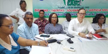 Gremios de la salud anuncian paro de labores a partir de mañana.