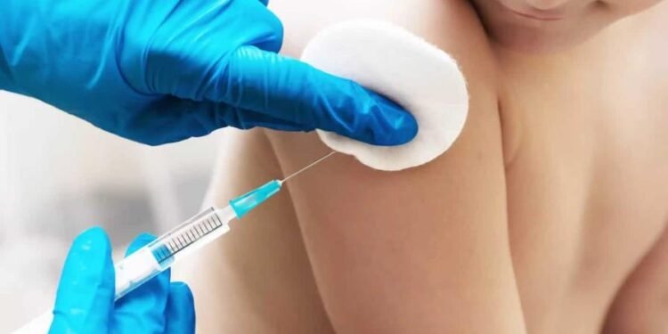 Estados Unidos suspende la vacunación obligatoria de Covid-19 para viajeros extranjeros