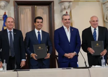 Gobierno dominicano firma acuerdo con Israel para Plan Maestro de Gestión del Agua