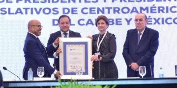 Abel Martínez es reconocido por Foro de Presidentes de Poderes Legislativos de Centroamérica, Caribe y México