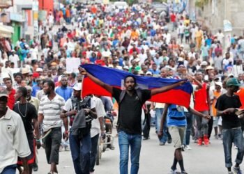 Haití en riesgo de guerra civil si no hay intervención internacional, dice ministro