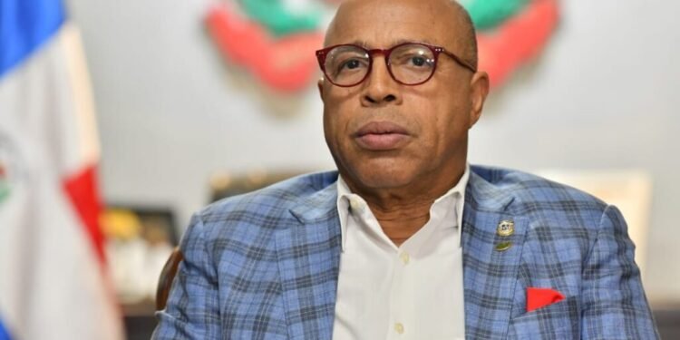 Alfredo Pacheco da a conocer faltas encontradas por diputados en Cámara de Cuentas