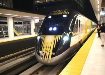 Desde el 1 de septiembre se podrá viajar en el tren de alta velocidad Miami-Orlando.