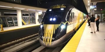 Desde el 1 de septiembre se podrá viajar en el tren de alta velocidad Miami-Orlando.