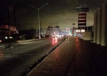 Aumentan los apagones, distribuidoras lo atribuyen al aumento de la demanda.