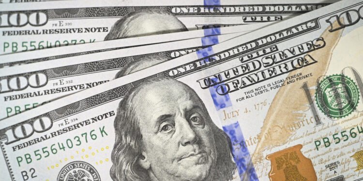 La deuda nacional estadounidense supera ya el récord de 32 billones de dólares