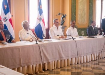 Presidente Abinader se reúne con ADP;  plantean un “un gran acuerdo nacional para la educación”