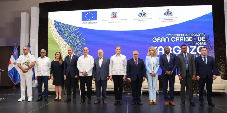 Países caribeños piden ayuda a los organismos internacionales para combatir el sargazo