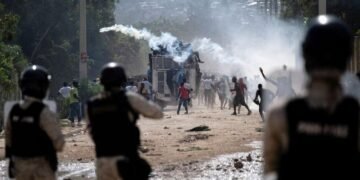 Consejo de Seguridad de la ONU evaluará posible envío de tropas para pacificar Haití