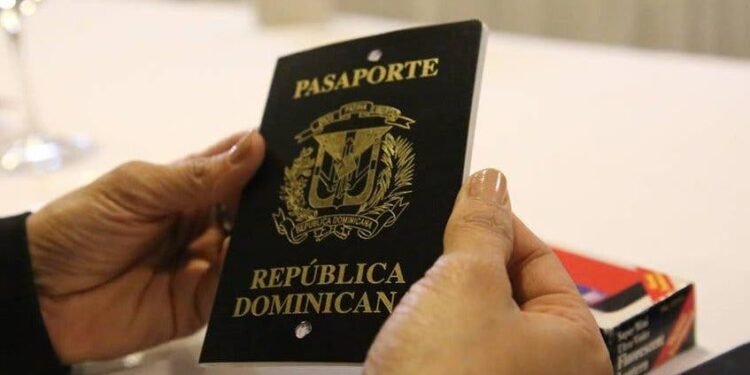Poder Ejecutivo decreta de seguridad nacional confección y emisión del pasaporte electrónico