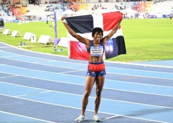 Marileidy Paulino rompe récord Centroamericano y gana oro en los 400 metros planos