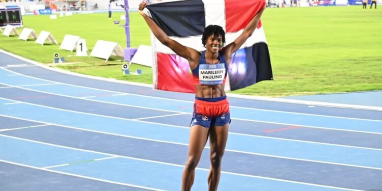 Marileidy Paulino rompe récord Centroamericano y gana oro en los 400 metros planos