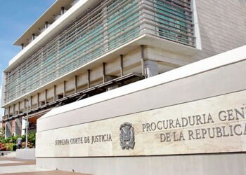 Abogado dice  expedientes que pasen de cinco páginas tiene problemas y recurre a las inventivas y bultos, carentes de argumentos de tipo penal.