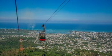 Protestan por paro de operaciones del Teleférico de Puerto Plata