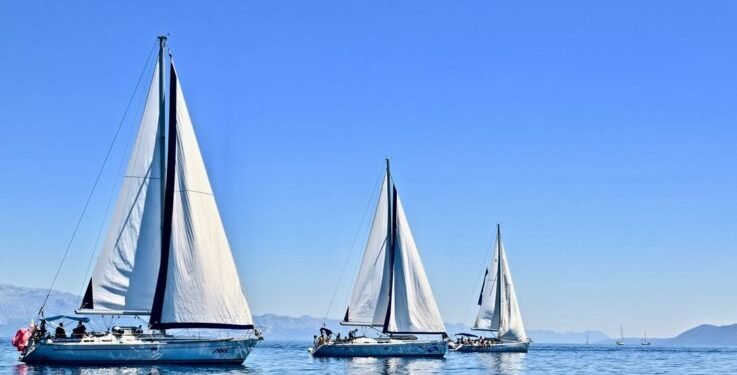 Proyecto de ley que impulsaría turismo náutico enfrenta trabas burocráticas.