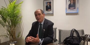 Embajador de Israel anuncia inversiones de $300 millones para combatir el sargazo en RD