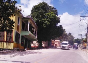 Denuncian paralización de obras en Samaná