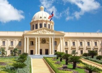 Gobierno dará por cada estudiante un bono RD$1,000 en el inicio del nuevo año escolar