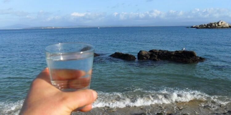 Desarrollan plan piloto para desalinizar agua en RD