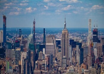 New York plantea convertir parte del centro de Manhattan en viviendas.