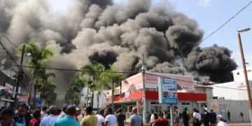 Informe confirma gases encontrados en fábrica de plástico pudieron provocar explosión en San Cristóbal