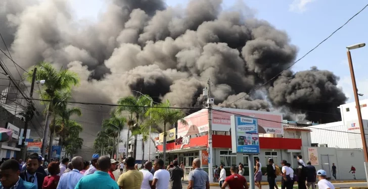 Informe confirma gases encontrados en fábrica de plástico pudieron provocar explosión en San Cristóbal