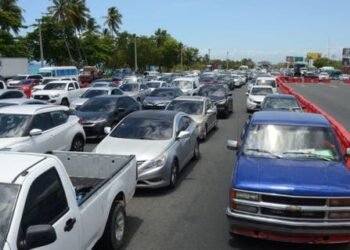 Deterioro de equipos crea caos en el peaje de Las Américas