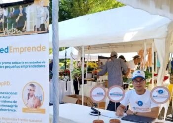 Red de emprendedores impulsa novedosa plaza con locales a precios de 50, 100 y 143 pesos diarios