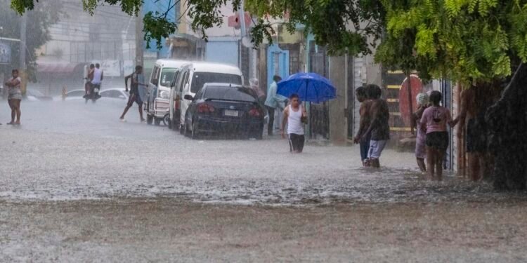 Más de un millón de personas sin energía eléctrica y 542 viviendas afectadas por tormenta Franklin
